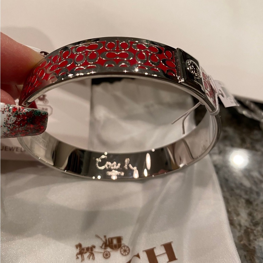 COACH BANGLE BRACELET